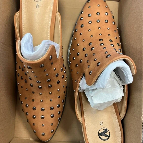 Cara Studded Tan Mules with Block Heel 41 size Women’s 10 NEW in Box NWT - Picture 2 of 6